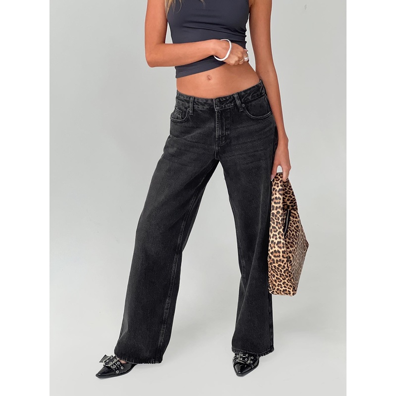 Serenitia Mid Rise Relaxed Jeans Washed Black