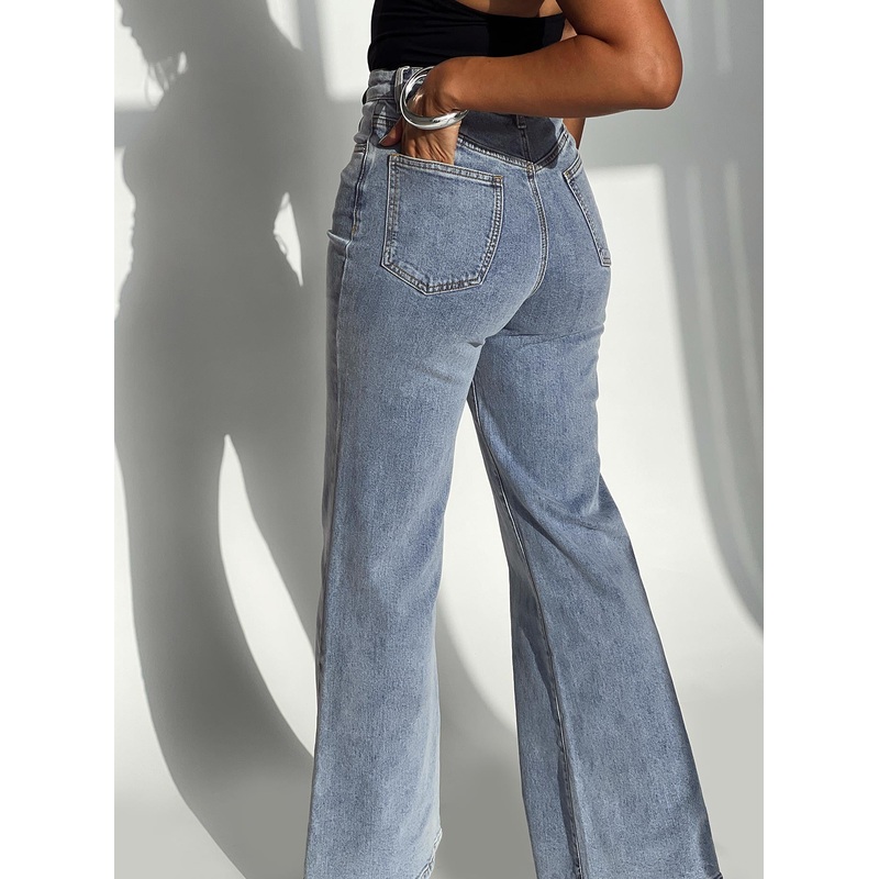 Thearlie High Flare Jean Light Wash
