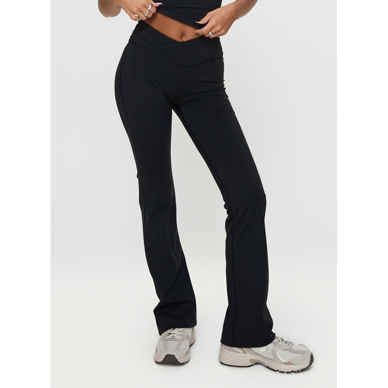 Sunday Session Active Flare Leg Pant Black