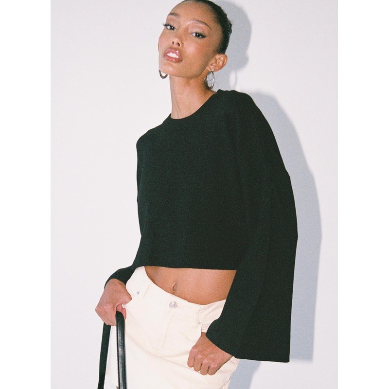 Girl Soldier Cropped Sweater Black