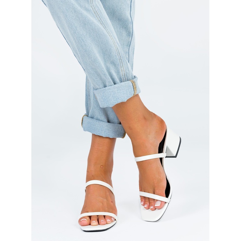 Therapy Goldie Heels White