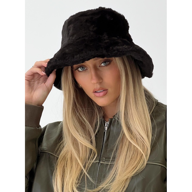 Theo Plush Bucket Hat Black
