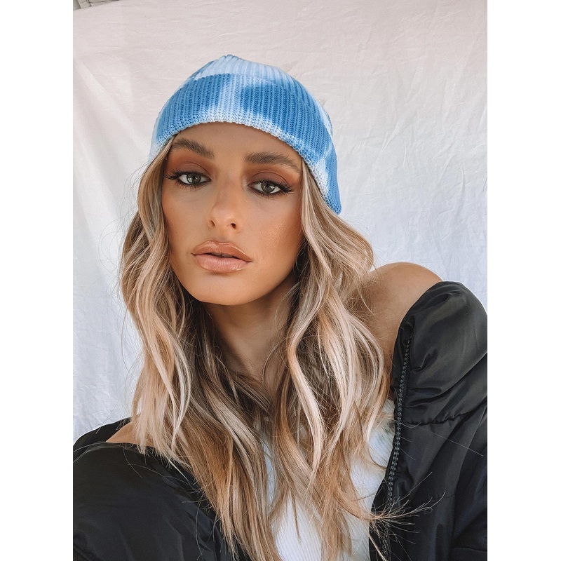 Tye Me Down Blue / White Beanie