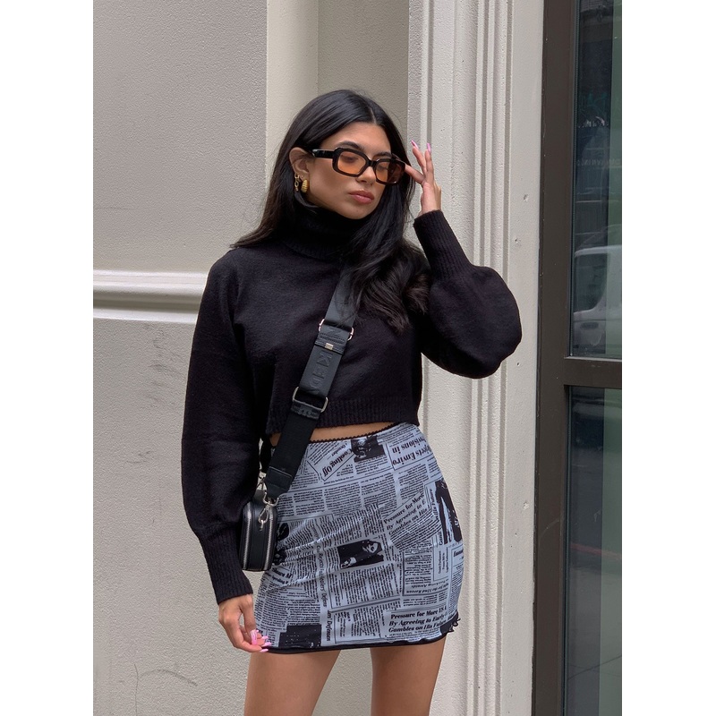 Zahara Cropped Turtleneck Sweater Black