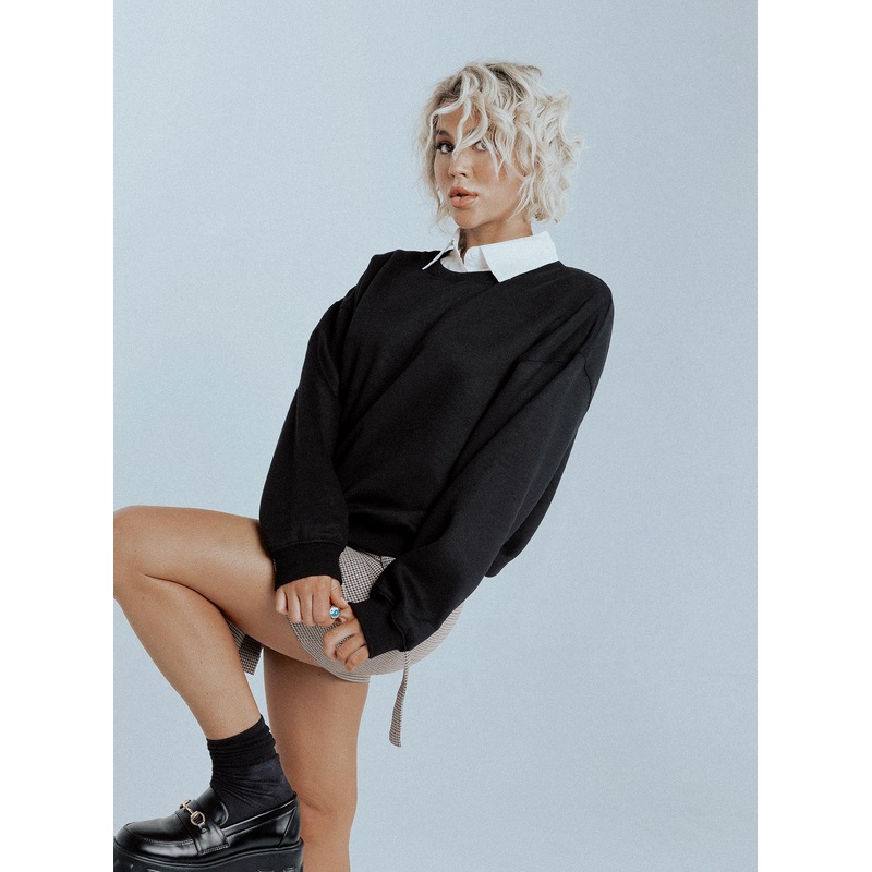 Temptation Crewneck Sweatshirt Black